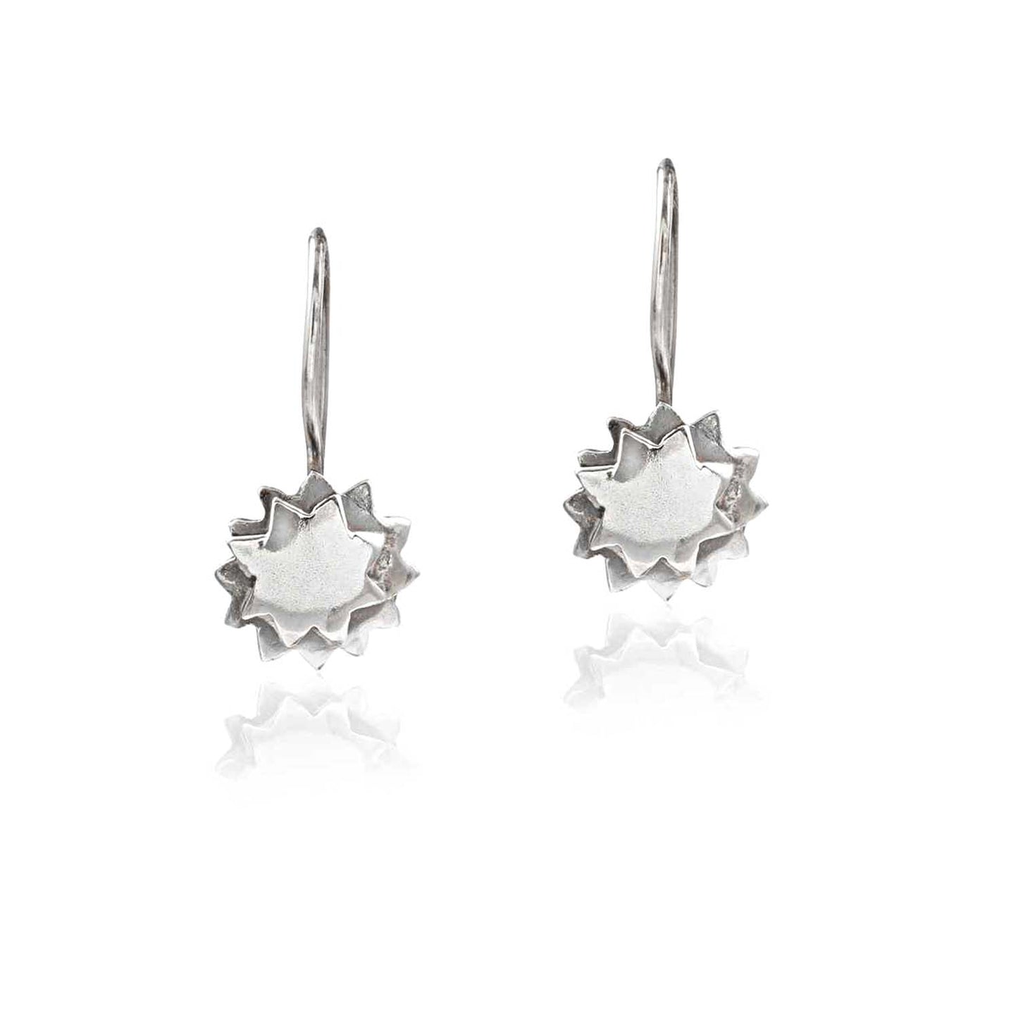 Symbol Plain Star Shaped Silver Earring