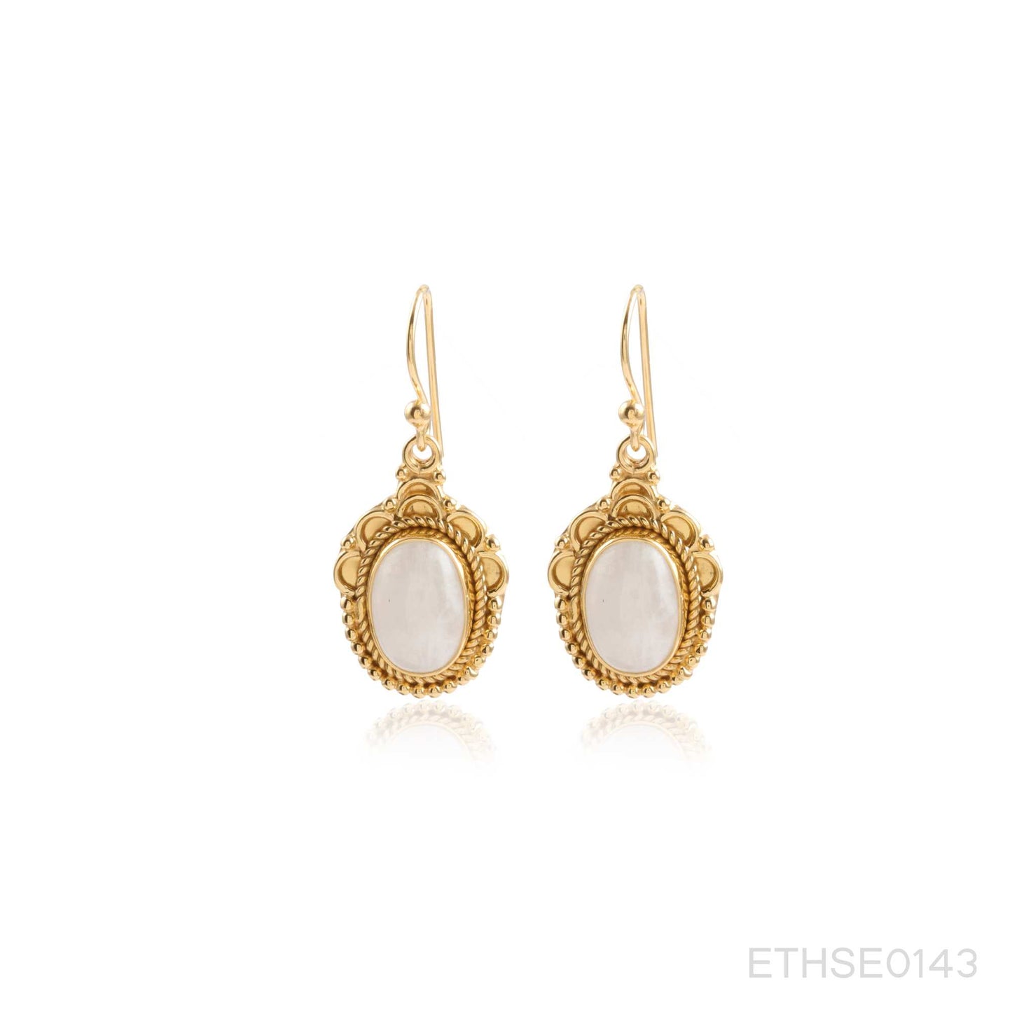 Rainbow Moonstone Gold Frame Gold Shiny Silver Earring
