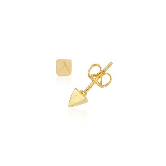 Pyramid studs earring